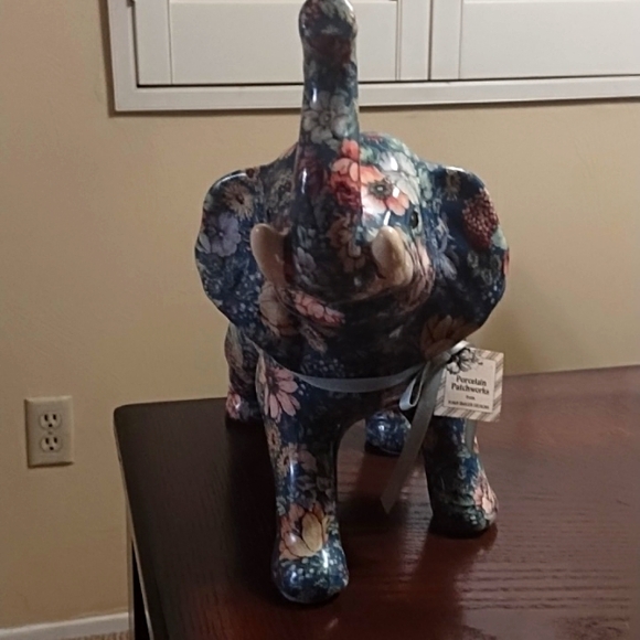 VINTAGE BIG ELEPHANT MULTICOLOR VINTAGE. - Picture 2 of 8